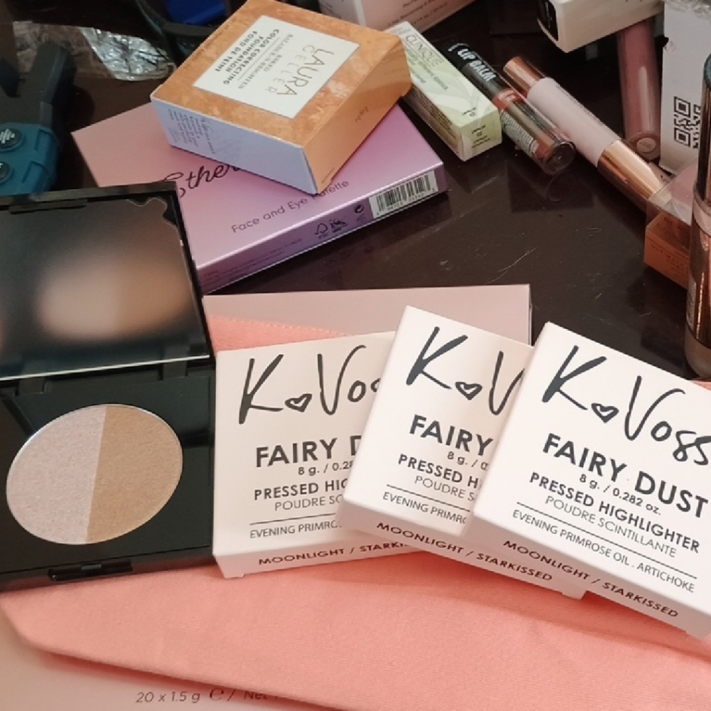K Voss Fairy Dust Highlighter